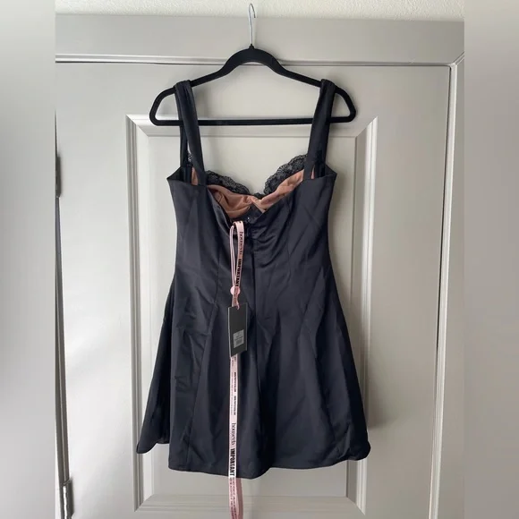 House of CB Adriana Dress - Black, Size Large, Bigger Cup (D-E), NEW WITH TAGS - Picture 5 of 6